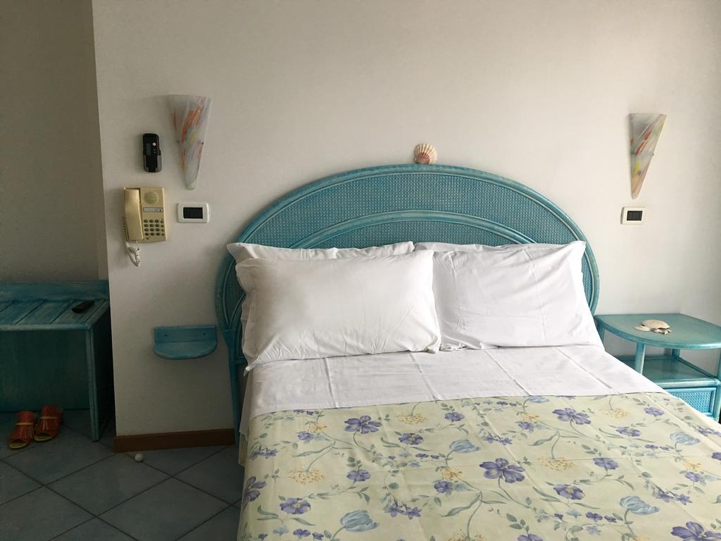 Hotel Da Giovanna Lignano Sabbiadoro Bagian luar foto