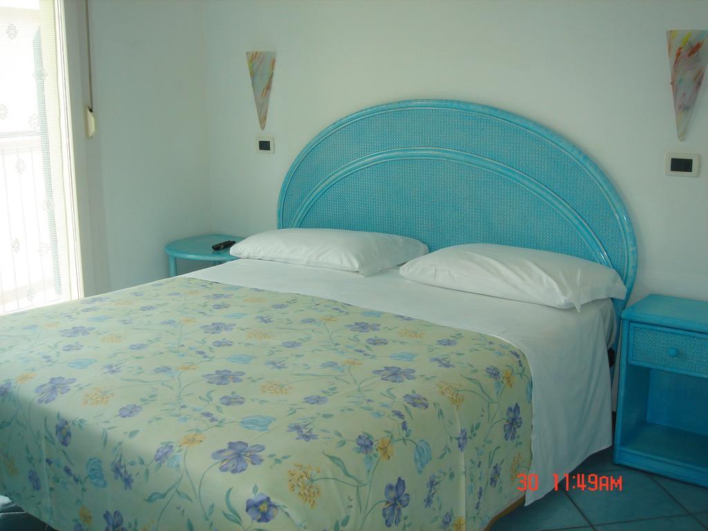 Hotel Da Giovanna Lignano Sabbiadoro Bagian luar foto